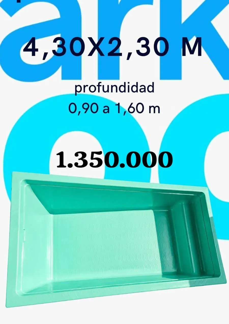 Piscina compacta de fibra de 4,30 por 2,30 metros con banco y escala laterales